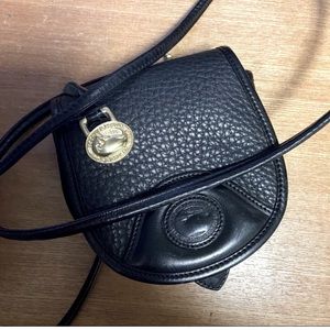 One day only-VNTG—DOONEY BOURKE-convertible crossbody or belt attachable-LEATHER